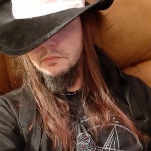 Meet your Posher, Steve